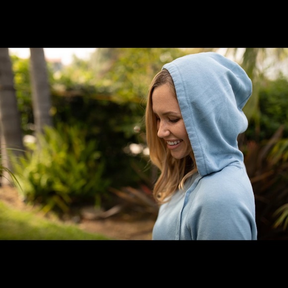Newest Independent Sage Wave Beach cut hoodie - Picture 14 of 14